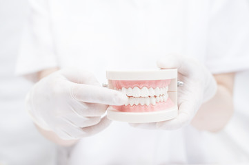 歯列矯正中の飲み物における注意点