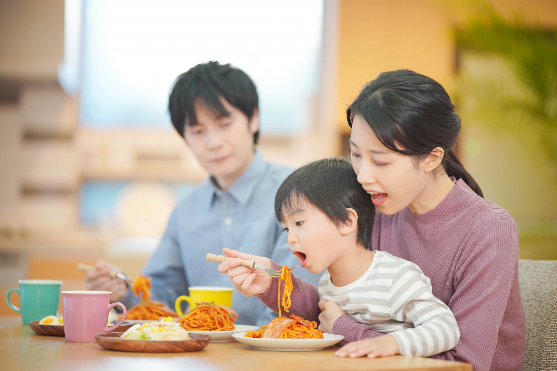 食卓の家族