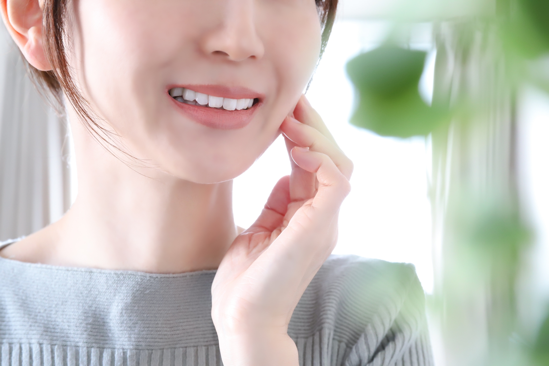 笑顔の女性