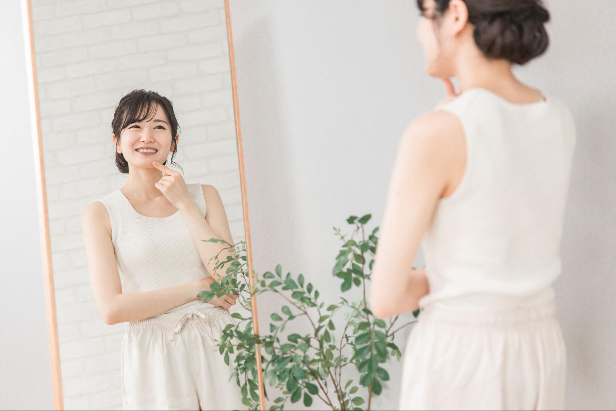 歯列矯正した女性