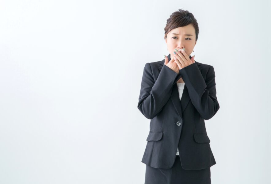 歯並びは加齢で変化する？原因や予防法、改善方法を解説