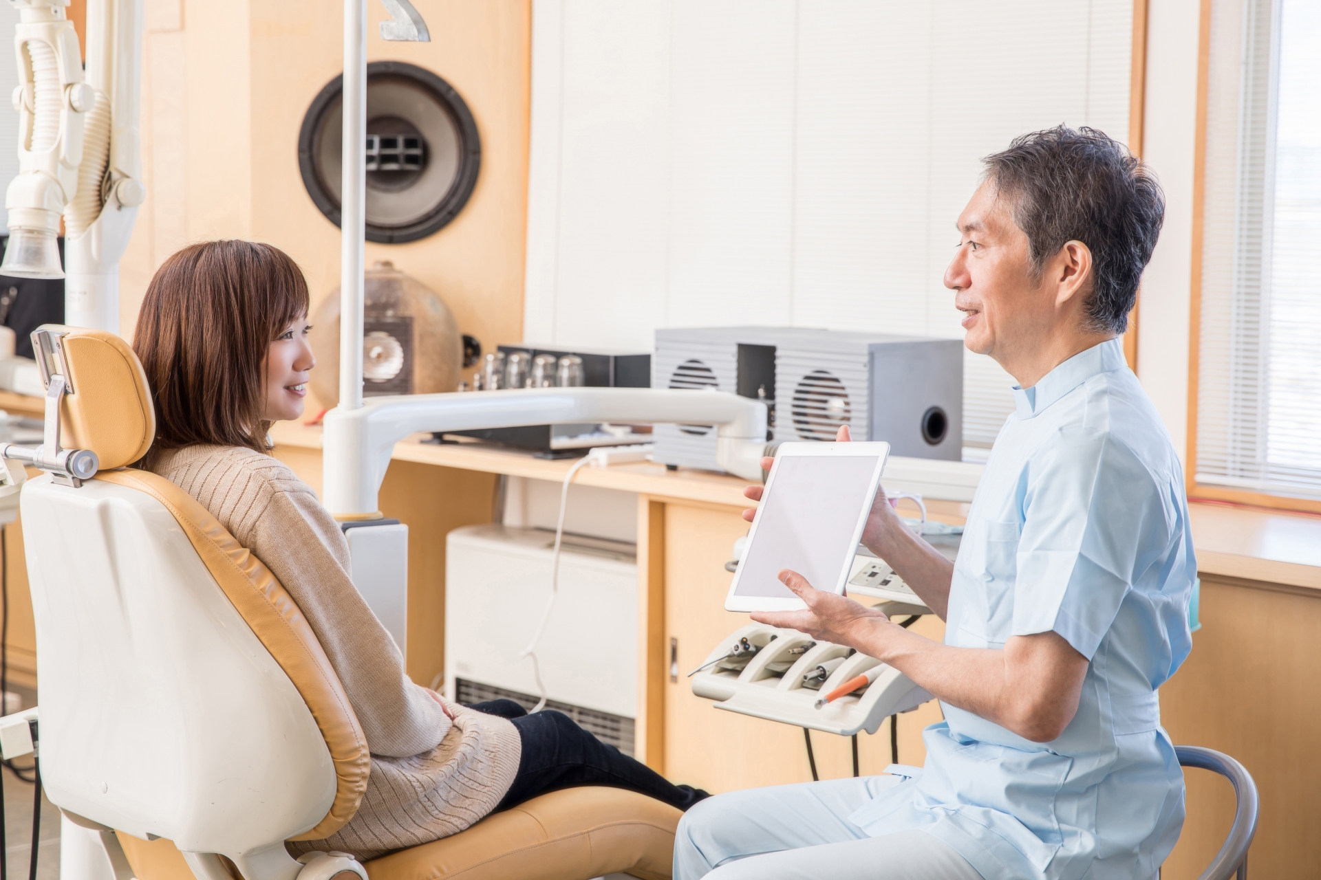治療の説明を受ける患者さん