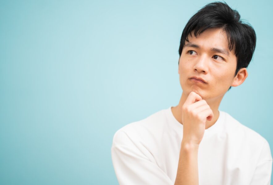 矯正歯科治療は40代でも始められる？大人の歯列矯正におすすめな治療方法を解説