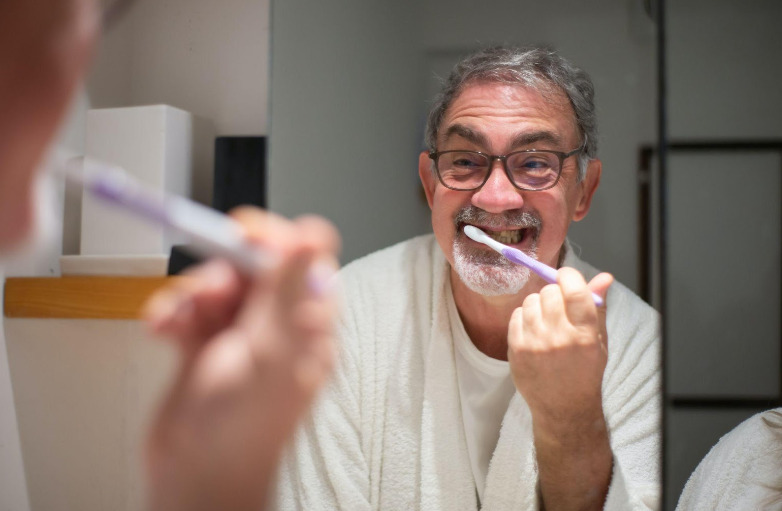 大人の歯列矯正の方法