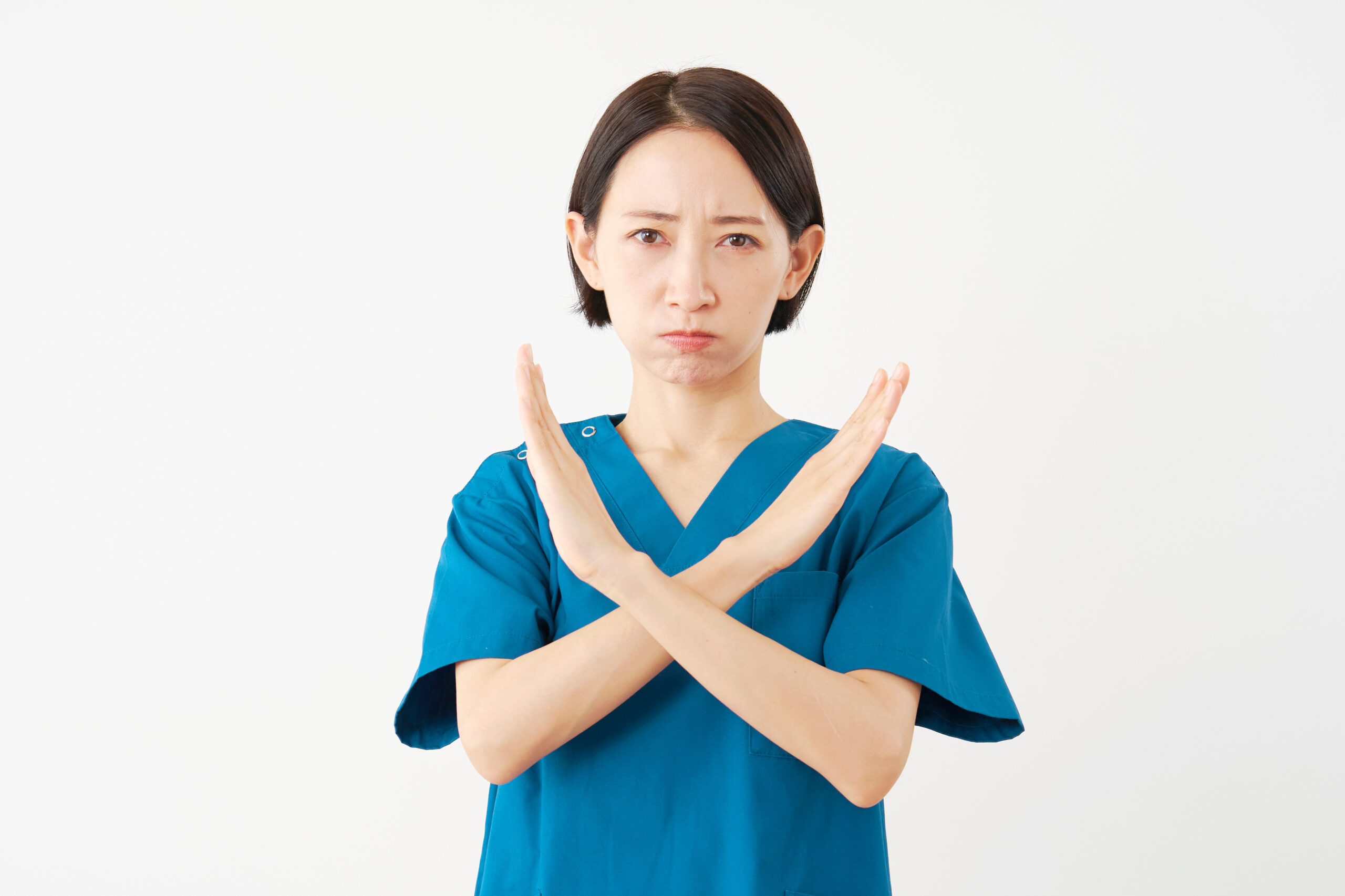 部分矯正では改善ができない歯並び