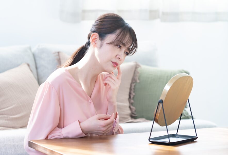 歯列矯正でほうれい線が薄くなったり濃くなったりすることはある？